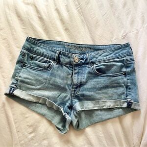 👖 Shortie Shorts — American Eagle Outfitters